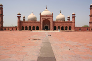 Mosquée Badshahi : Où le marbre blanc est aussi pur que les ferveurs