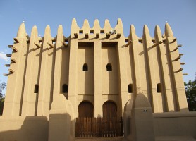 Grande mosquée de Mopti : la majestueuse tour de pierres de l’Islam