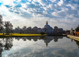 Lumbini : découvrez le lieu de naissance de Bouddha
