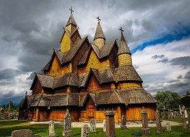 Stavkirke de Heddal : une église toute en bois
