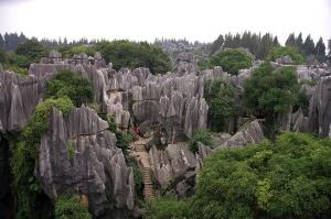 Le karst de Shilin : la forêt de pierres mystique