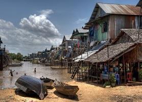 Villages flottants de Tonlé Sap : des agglomérations mobiles sur l’eau