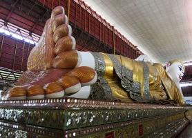 Chaukhtatgyi : contemplez la pagode de la sérénité