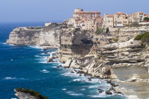 Bonifacio: ville d’histoire dans un paradis côtier