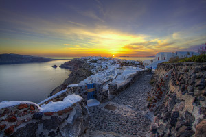 Santorini : Un havre de paix aux roches mystérieuses