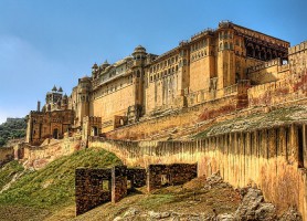 Fort d’Amber : une merveille pour les yeux