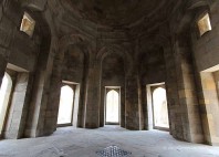 Palais des Chirvanchahs 