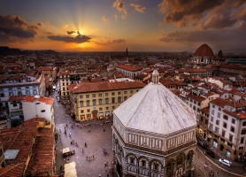 Piazza del Duomo : la place aux monuments