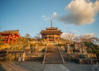 Kiyomizu-dera 