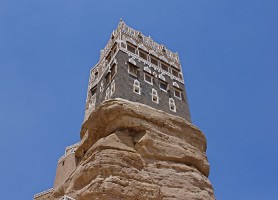 Palais du Rocher : une merveille dans les airs
