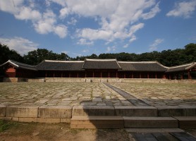 Sanctuaire de Jongmyo : authentique sanctuaire confucéen