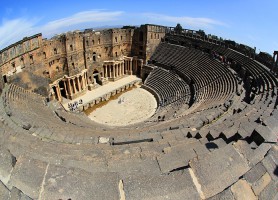Théâtre antique de Bosra : un théâtre datant du IIe siècle