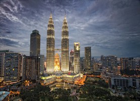 Tours petronas : les tours Jumelles les plus hautes du monde !