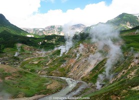 Vallée des geysers : une merveille indicible