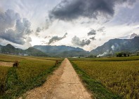Mai Chau 