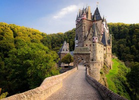 Château d'Eltz : une merveille architecturale du Moyen Âge
