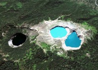Mont Kelimutu 