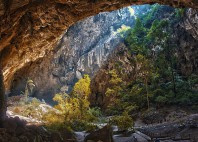 Grotte de Phraya Nakhon 