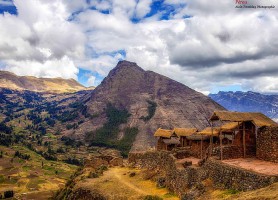 Ruines Inca de Pisac : une splendeur dans les montagnes