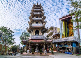 Pagode Linh Phuoc : une scintillante résidence bouddhique