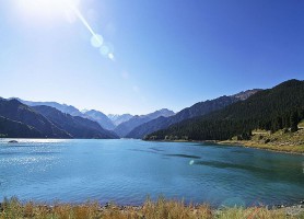 Tianshan : l’immense montagne de bonheur