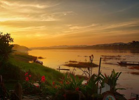 Triangle d'or au Mekong : rendez-vous entre trois terres