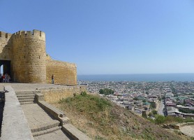 Derbent : découvrez le fabuleux fort caucasien