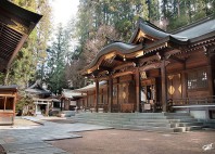 Takayama 