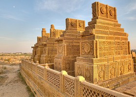 Tombes de Chaukhandi : le flamboyant palais funéraire
