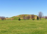 Cahokia Mounds 