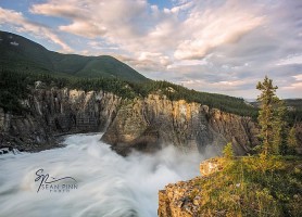 Parc national de Nahanni : un parc aux multiples attractions
