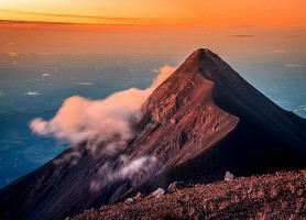 Volcan Acatenango : un lieu de randonnée impressionnant