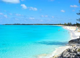 Île San Salvador : découvrez cette terre enchanteresse