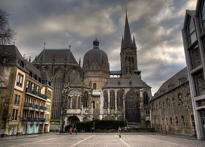 Cathédrale d'Aix-la-Chapelle, Allemagne : 5 raisons de la visiter !