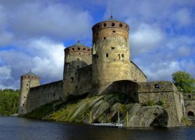 Château d'Olavinlinna : l’impressionnant château fort médiéval !