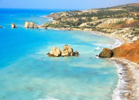 Petra tou Romiou : sur les terres de l’amour