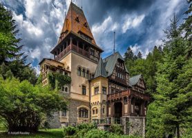 Château de Pelișor : découvrez cette charmante petite forteresse
