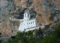 Monastère d'Ostrog 