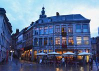 Mons 