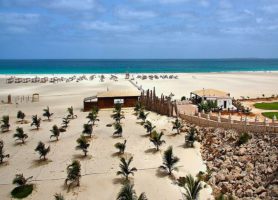 Île de Boa Vista : découvrez les merveilles de cette île sauvage
