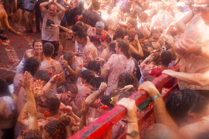 attractions to discover in Spain-La Tomatina, Bunol